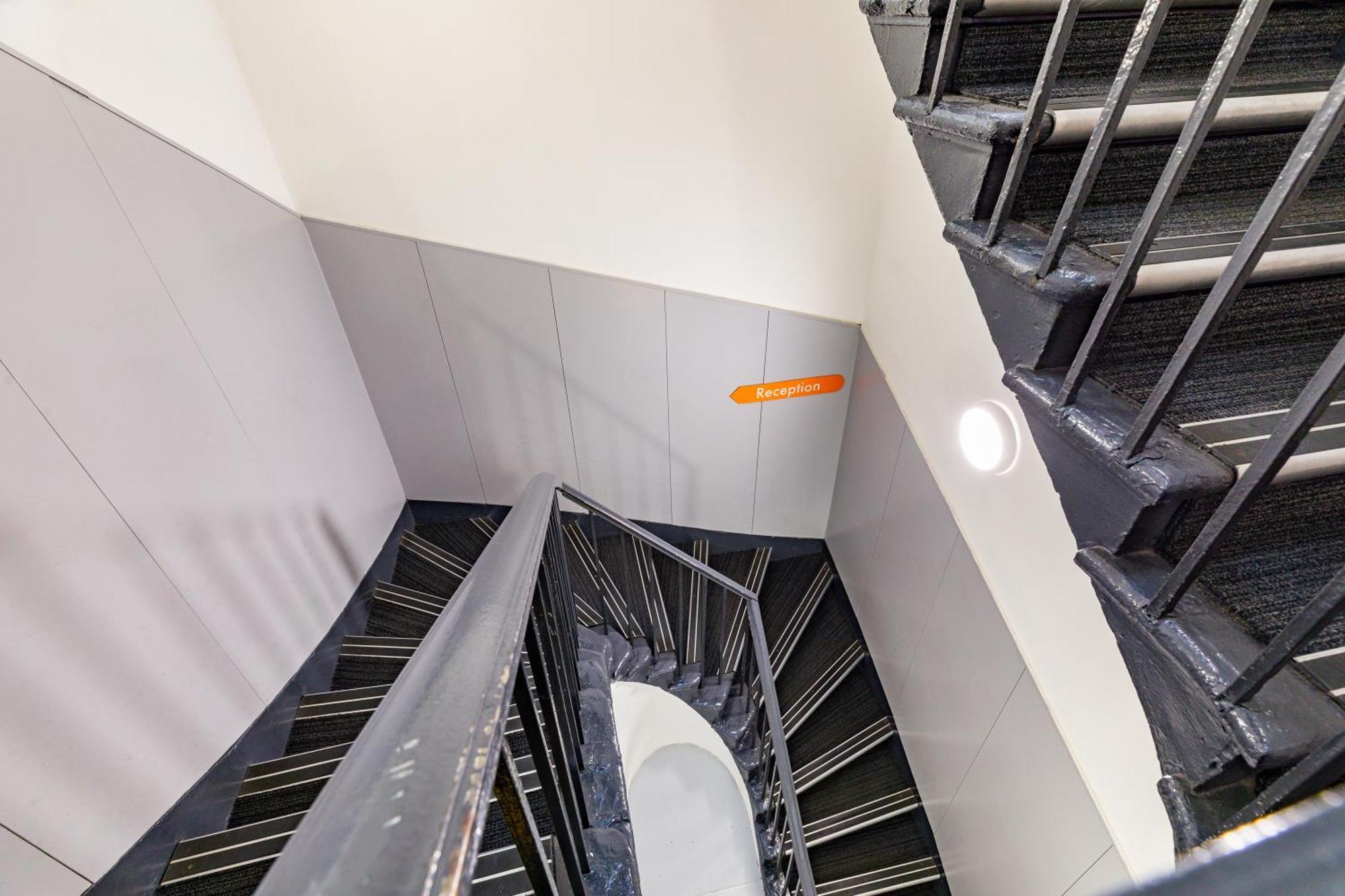Easyhotel Единбург Екстер'єр фото