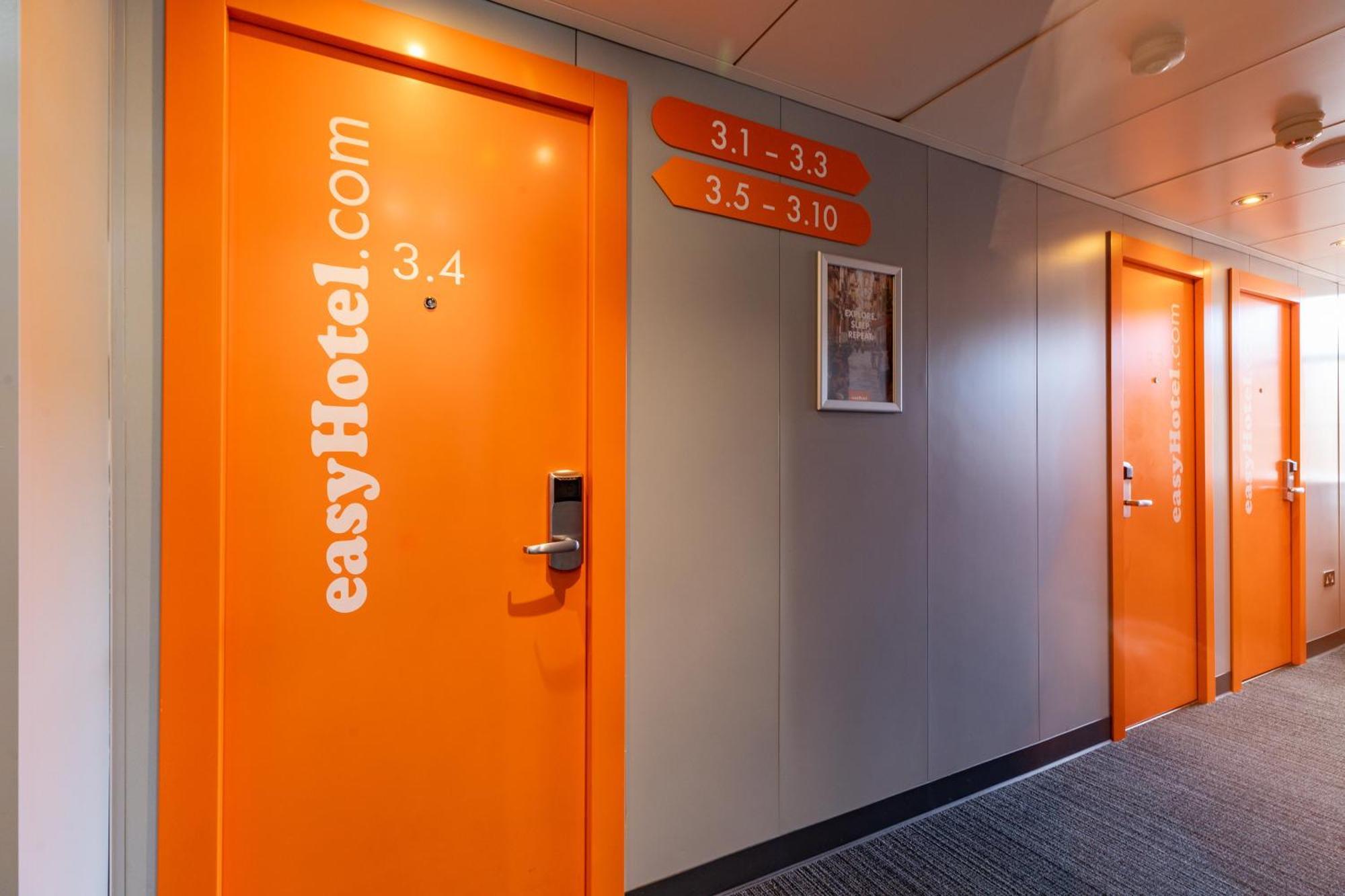 Easyhotel Единбург Екстер'єр фото