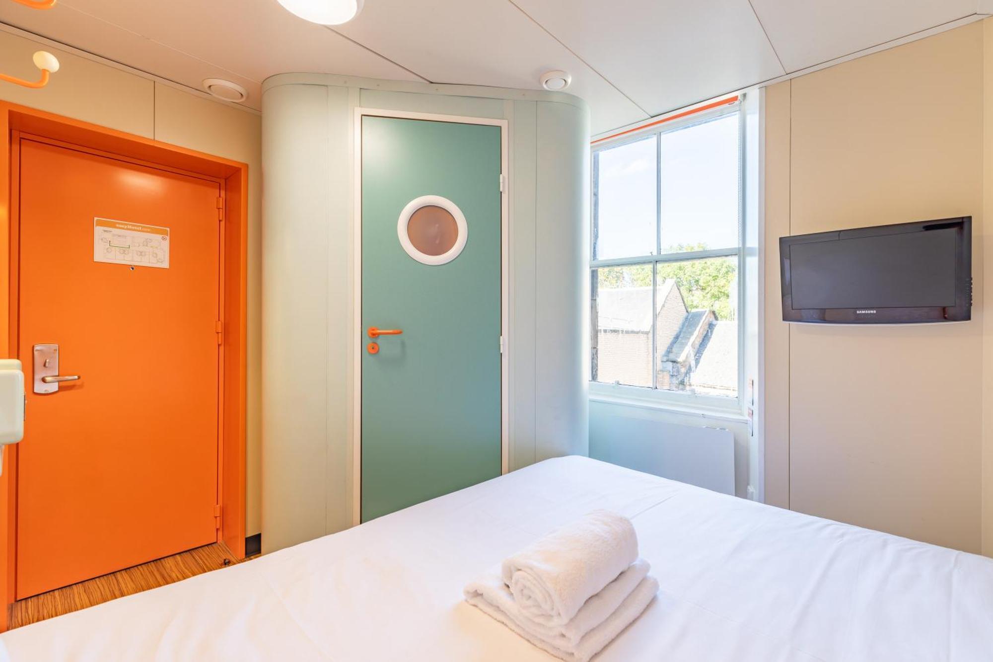 Easyhotel Единбург Екстер'єр фото