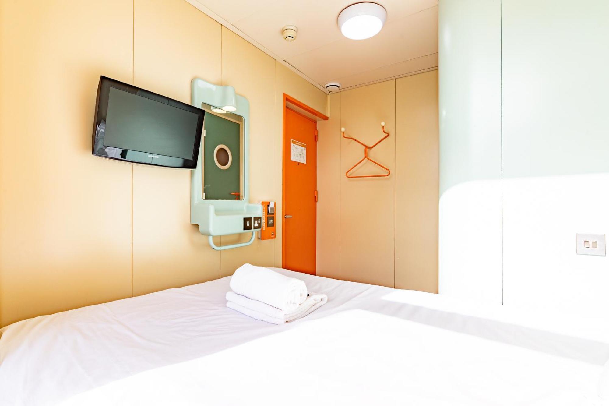 Easyhotel Единбург Екстер'єр фото